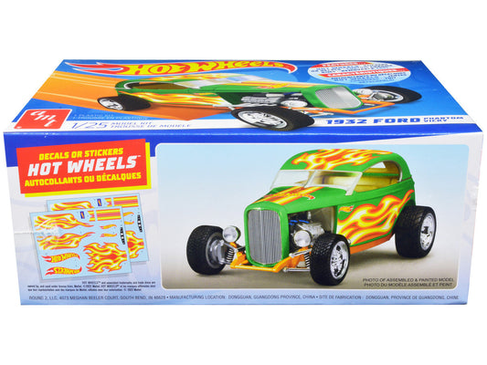 Skill 2 Model Kit 1932 Ford Phantom Vicky "Hot Wheels" 1/25 Scale Model by AMT-1