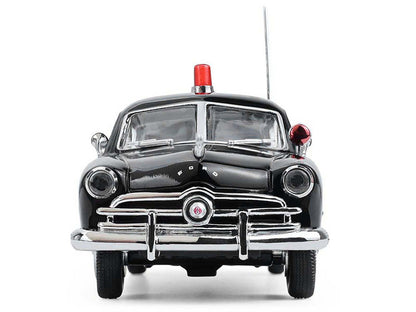 1949 Ford Custom Police Car "LAPD (Los Angeles Police Department)" Black and White 1/43 Diecast Model Car by Greenlight-1