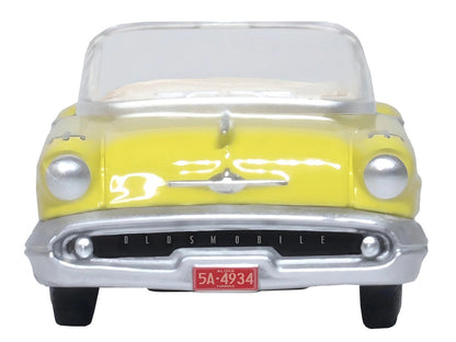 1957 Oldsmobile 88 Convertible Coronado Yellow 1/87 (HO) Scale Diecast Model Car by Oxford Diecast-2