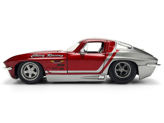 1963 Chevrolet Corvette Stingray ’Chevy Racing’ Red Metallic and Gray ’Bigtime Muscle’ Series 1/24 Diecast Model Car