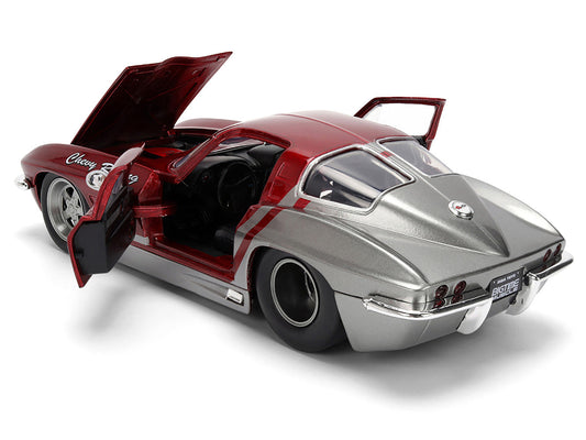 1963 Chevrolet Corvette Stingray ’Chevy Racing’ Red Metallic and Gray ’Bigtime Muscle’ Series 1/24 Diecast Model Car