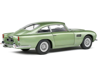 1964 Aston Martin DB5 RHD (Right Hand Drive) Porcelain Green Metallic 1/18 Diecast Model Car by Solido-4