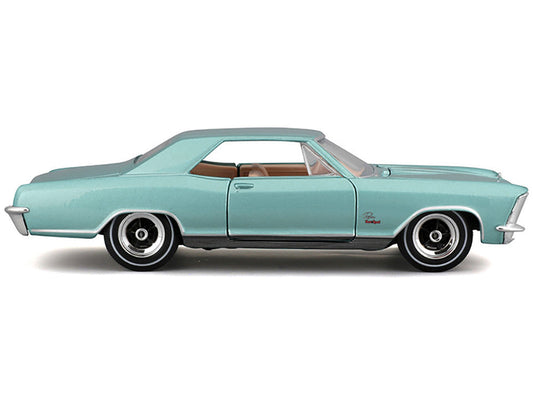 1965 Buick Riviera Gran Sport Light Blue Metallic ’Special Edition’ Series 1/26 Diecast Model Car by Maisto - Car Models
