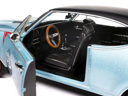 1968 Oldsmobile 442 W30 Holiday Coupe Teal Frost Metallic with Red Stripes and Black Vinyl Top "Hemmings Motor News July 2023 Cover Car" "American Muscle" Series 1/18 Diecast Model Car by Auto World-2
