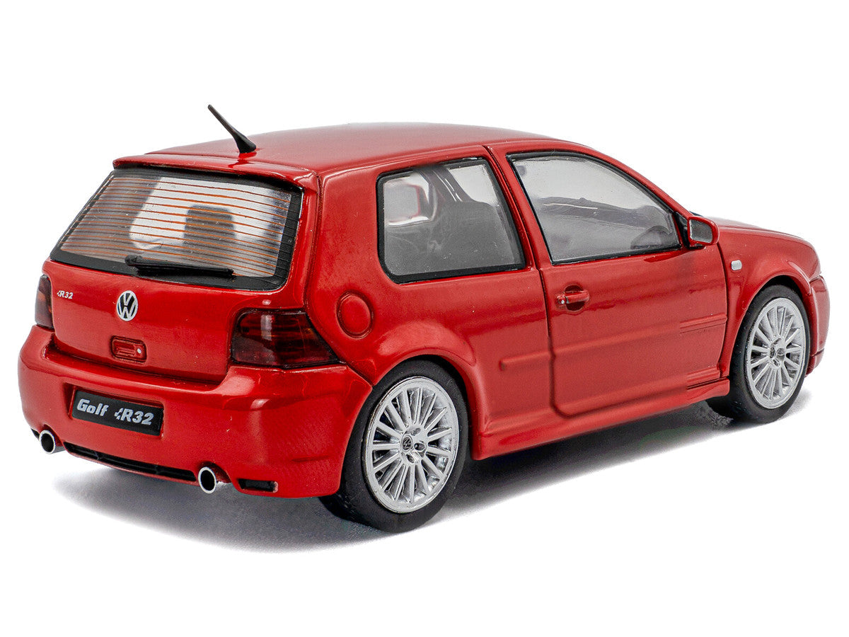 2003 Volkswagen Golf IV R32 Toronto Red 1/43 Diecast Model Car by Solido-1