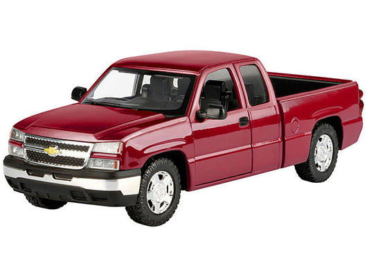 2006 Chevrolet Silverado 1500 Pickup Truck Red Metallic ’Die-Cast Collection’ Series 1/25 Diecast Model Car by Motormax