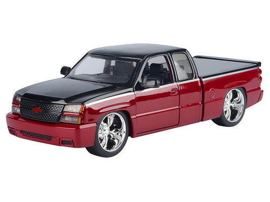2006 Chevrolet Silverado Custom Pickup Truck Red Metallic and Black with Silver Stripes ’Die-Cast Collection’ Series