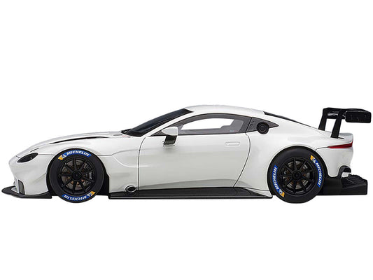 2018 Aston Martin Vantage GTE Le Mans PRO White with Carbon Accents 1/18 Model Car by Autoart - Car Models
