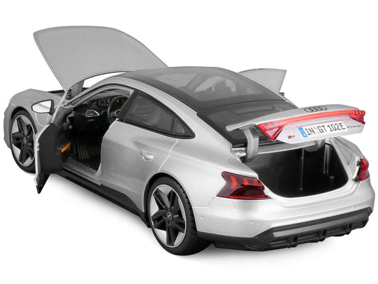 2022 Audi RS e-tron GT Silver Metallic with Sunroof 1/18 Diecast Model Car by Bburago - Car Models