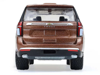 2022 Chevrolet Tahoe Auburn Metallic "Blue Collar Collection" Series 14 1/64 Diecast Model Car by Greenlight-3