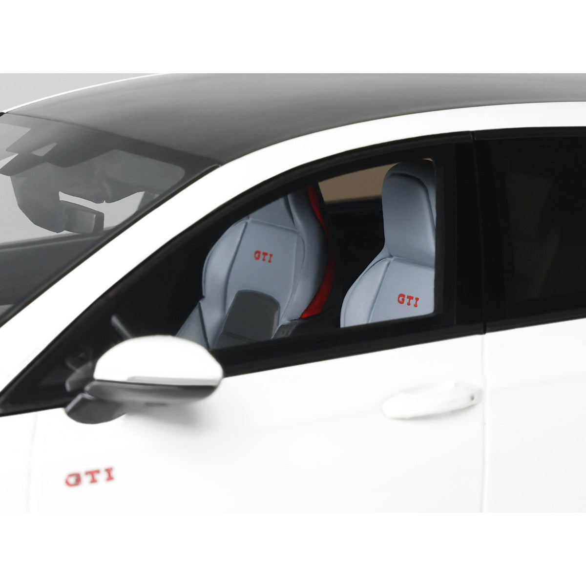 2024 Volkswagen Golf Mk.8 GTi Clubsport Pure White Limited Edition to 999 pieces Worldwide 1/18 Model Car by Otto Mobile-1