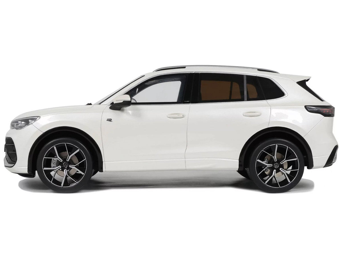 2024 Volkswagen Tiguan E Tsi R-Line Oryx White Pearl Limited Edition to 999 pieces Worldwide 1/18 Model Car by Otto Mobile-3