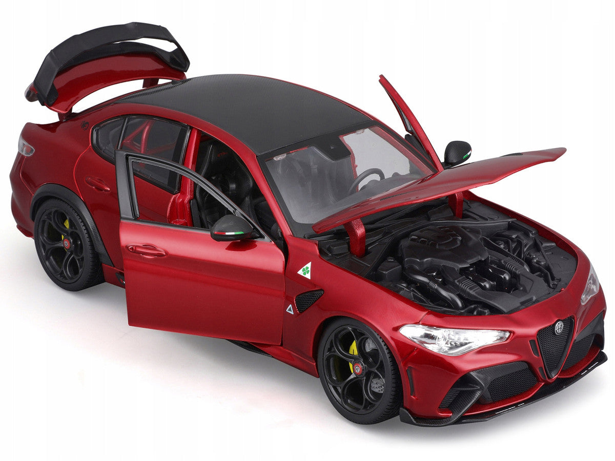 Alfa Romeo Giulia GTA Red Metallic with Carbon Top 1/18 Diecast Model Car by Bburago-2