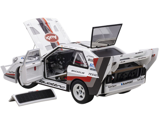 Audi Quattro S1 #1 Walter Roehrl Winner Pikes Peak (1987) 1/18 Model Car by Autoart - Car Models