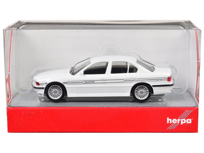BMW Alpina B12 White 1/87 (HO) Plastic Model Car by Herpa-2