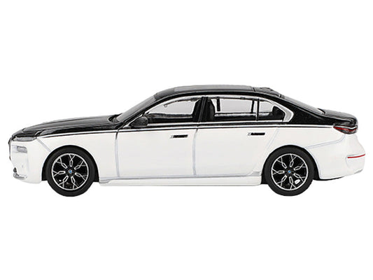 BMW i7 xDrive60 Dravit Alpine White and Black Sapphire Limited Edition 1/64 Diecast Model Car by Mini GT-0