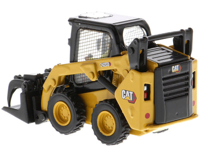 CAT Caterpillar 242D3 Wheeled Skid Steer Loader with Work Tools and Operator Yellow "High Line Series" 1/50 Diecast Model by Diecast Masters-3