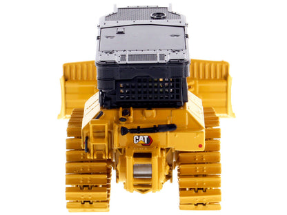 CAT Caterpillar D5 LGP Track Type Tractor Fire Dozer Yellow with Operator "High Line" Series 1/50 Diecast Model by Diecast Masters-4