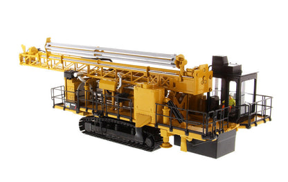 CAT Caterpillar MD6250 Rotary Blasthole Drill with Operator "High Line Series" 1/50 Diecast Model by Diecast Masters-2