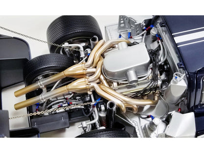 Ford GT40 MKIV #4 Denny Hulme - Lloyd Ruby "Holman & Moody" "24 Hours of Le Mans" (1967) "Masterpiece Collection" 1/12 Diecast Model Car by ACME-2