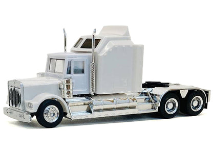 Kenworth W900 with Extra Large Sleeper White 1/87 (HO) Plastic Model Car by Promotex-1
