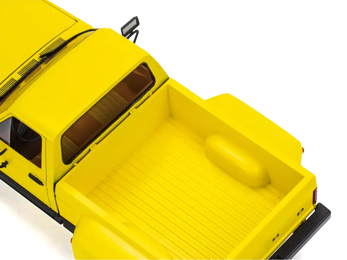 Level 3 Model Kit 1980 Ford F-150 Dually Pickup Truck 1/25 Scale Model by Revell-3