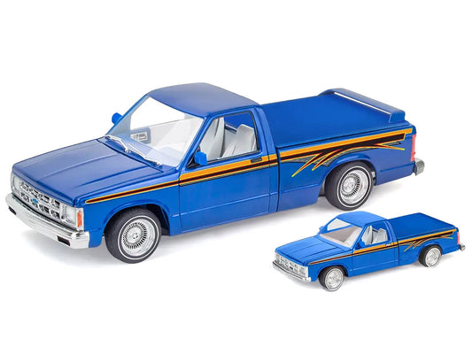Level 4 Model Kit 1991 Chevrolet S-10 Lowrider Pickup Truck with 1/64 Diecast Version Included ’Big + Little Series’