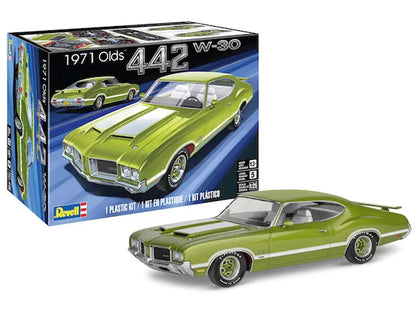 Level 5 Model Kit 1971 Oldsmobile 442 W-30 1/25 Scale Model by Revell-1