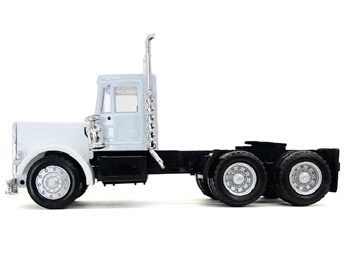 Peterbilt Short Day Cab White 1/87 (HO) Plastic Model Car by Promotex-0