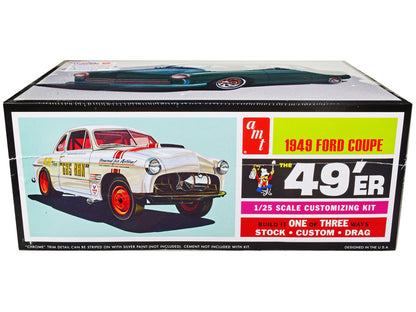 Skill 2 Model Kit 1949 Ford Coupe "The 49'er" 3-in-1 Kit 1/25 Scale Model by AMT-1
