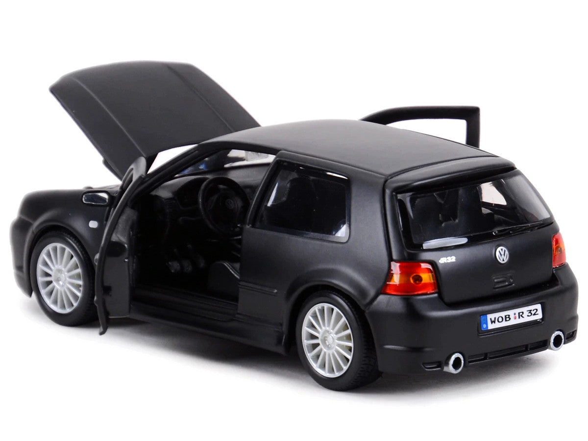 Volkswagen Golf R32 Matt Black "Special Edition" Series 1/24 Diecast Model Car by Maisto-3